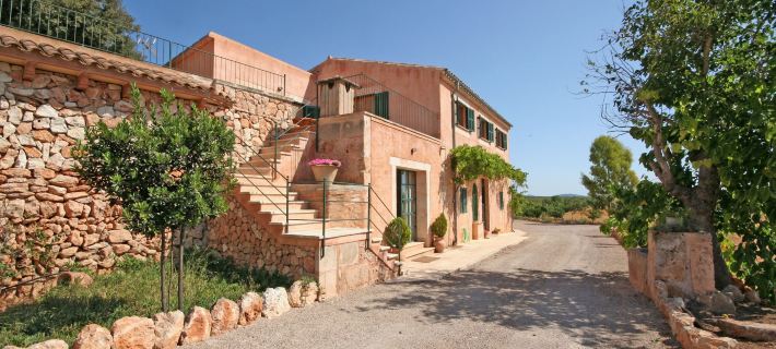 Finca Agroturismo Sa Cova Den Borino Hotels in Llucmajor