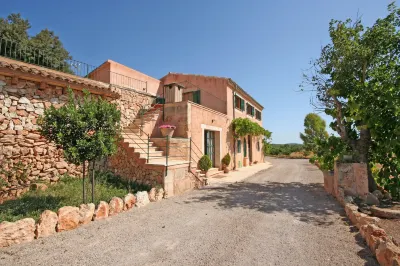 Finca Agroturismo Sa Cova Den Borino Các khách sạn ở Campos