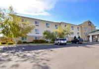 Best Western Plus Sparta Trail Lodge Hotel a Sparta