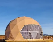 Clear Sky Resorts - Grand Canyon - Unique Sky Domes Hotels in Williams