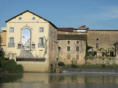 Le Jardin de la Reyssouze فنادق في Gorrevod