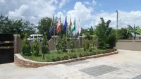NP Plaza Hotel Hotels in Асуогяман