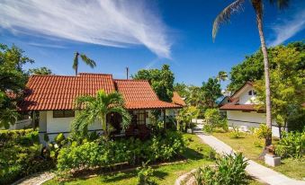 Coco Palm Beach Resort