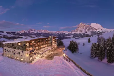 Paradiso Pure Living Vegan Hotel Hotels near Alpe di Siusi