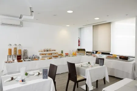 Toscana Ambassador Отели в г. Поджибонси