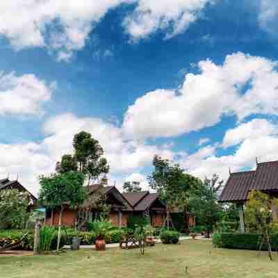 สวัสดีสุโขทัยรีสอร์ท Hotel Exterior