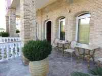 Andreas Hotels near Kleisoura