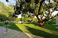 Les Demeures de Valette Hotels in Souvigne