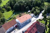 Haaus Hotel a Weinstadt
