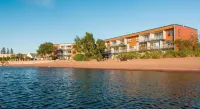 East Bay Suites