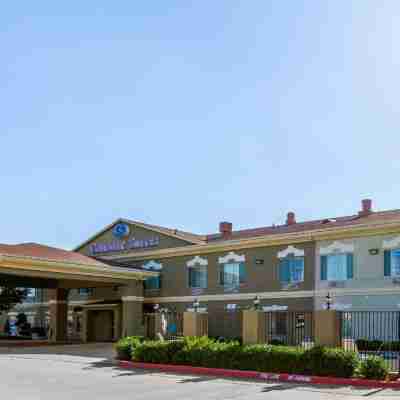 SureStay Plus Hotel by Best Western Mesquite Hotel Exterior