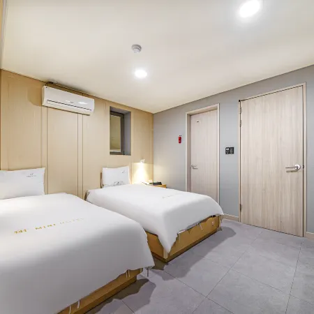 Mini Hotel 141 Отели рядом с достопримечательностью «Галерея «Хонджасу»»