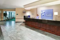 Holiday Inn Express ST. Ignace-Lake Front