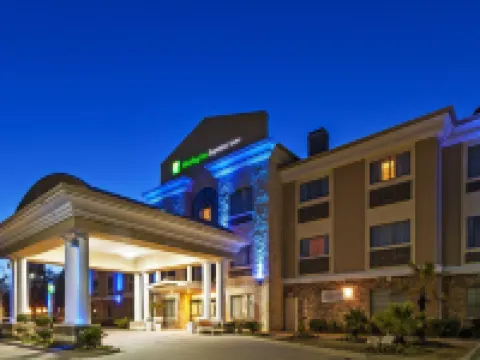 Holiday Inn Express & Suites HENDERSON-TRAFFIC STAR by IHG Hotels in Henderson