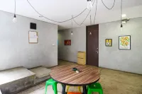 9Am Hotels in Curug
