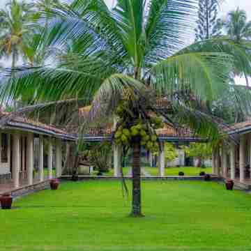 Zapo Villa Hotel Exterior