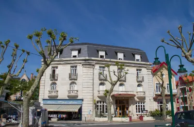 Logis Hotel Majestic Chatelaillon Plage - la Rochelle Hotels in Chatelaillon-Plage