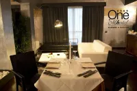 OneMhotel Hotels in Corte de' Cortesi con Cignone