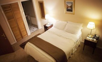 The Derg Arms B&B - Housity