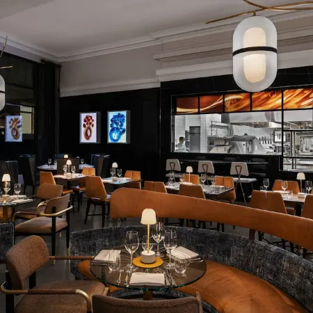 Glass Light Hotel & Gallery, Autograph Collection