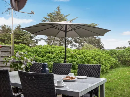 "Dværg" - 350m from the Sea