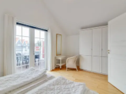 "Guthir" - 1.2km from the Sea