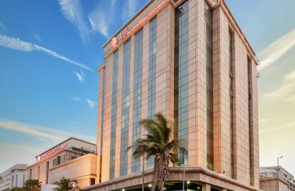 吉達大陸温德姆華美達酒店