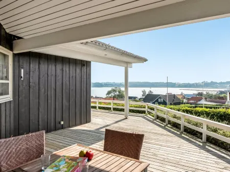 "Maj" - 150m from the Sea