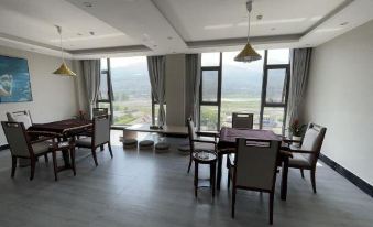 Xinyi Hotel