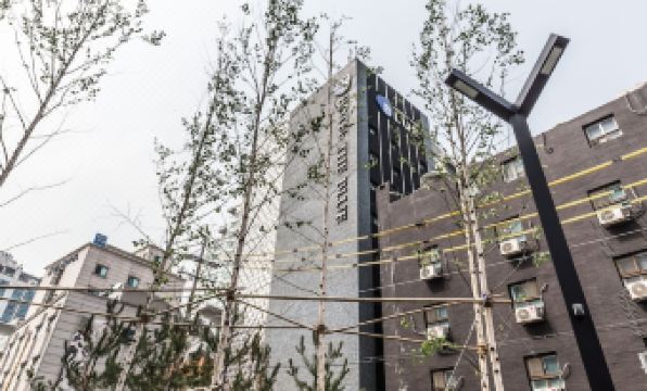 2. 호텔 더 블루 ..