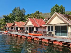 Lake Hill Resort Kanchanaburi