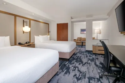 Fairfield Inn & Suites Denton Hôtels à : Denton