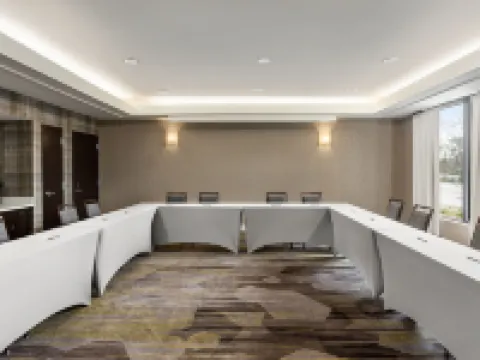 圖珀洛萬豪萬怡酒店 圖珀洛酒店