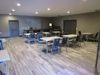 SureStay Plus Hotel by Best Western Point Richmond - breakfast