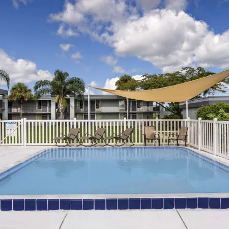 Super 8 by Wyndham Ocala I-75