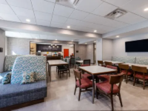 Hampton Inn by Hilton Columbus Downtown Hotels in Columbus