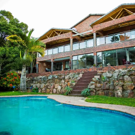 Palmwood Guesthouse