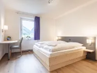 Fur Bis zu 8 Personen  - Pysäköinti