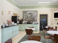 Super 8 by Wyndham Adel GA I-75 Hotels in Cook County