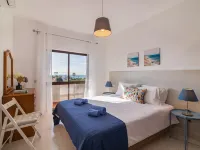 Galé 600m from the Beach