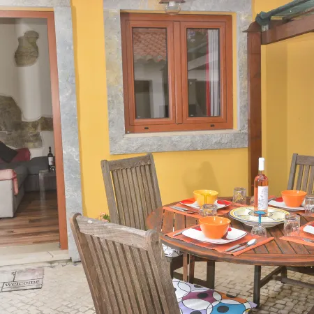 Charming Cottage with 2 Bedrooms in a Seaside Village
