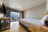 Gangneung Gyeongpo H Avenue Hotels in 