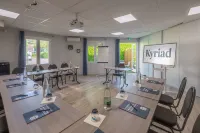 Kyriad Lyon Est - Bron Eurexpo le Cottage Hotels in Bron