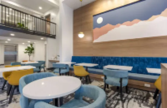 Aiden by Best Western @ Flagstaff