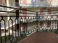 New and Bright Apartment Close to the Beach
