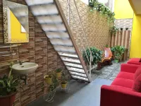 千丹娜穆利亞旅舍茂物（需提供結婚證）