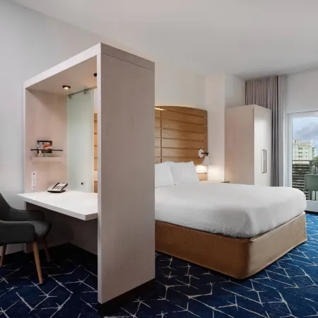 SpringHill Suites Oceanside Beach