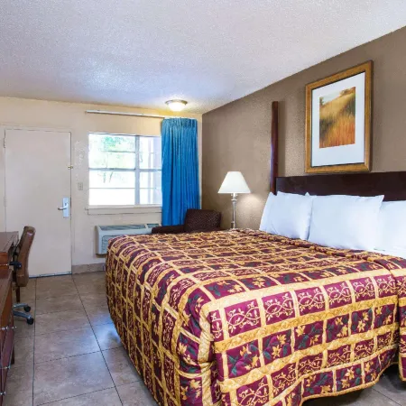Knights Inn Orlando