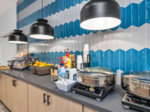 La Quinta Inn & Suites by Wyndham San Jose Airport-Downtown サンノゼのホテル