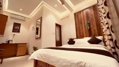 Thayamkery's Royal Inn Hotels near Amrita Hospital, Kochi